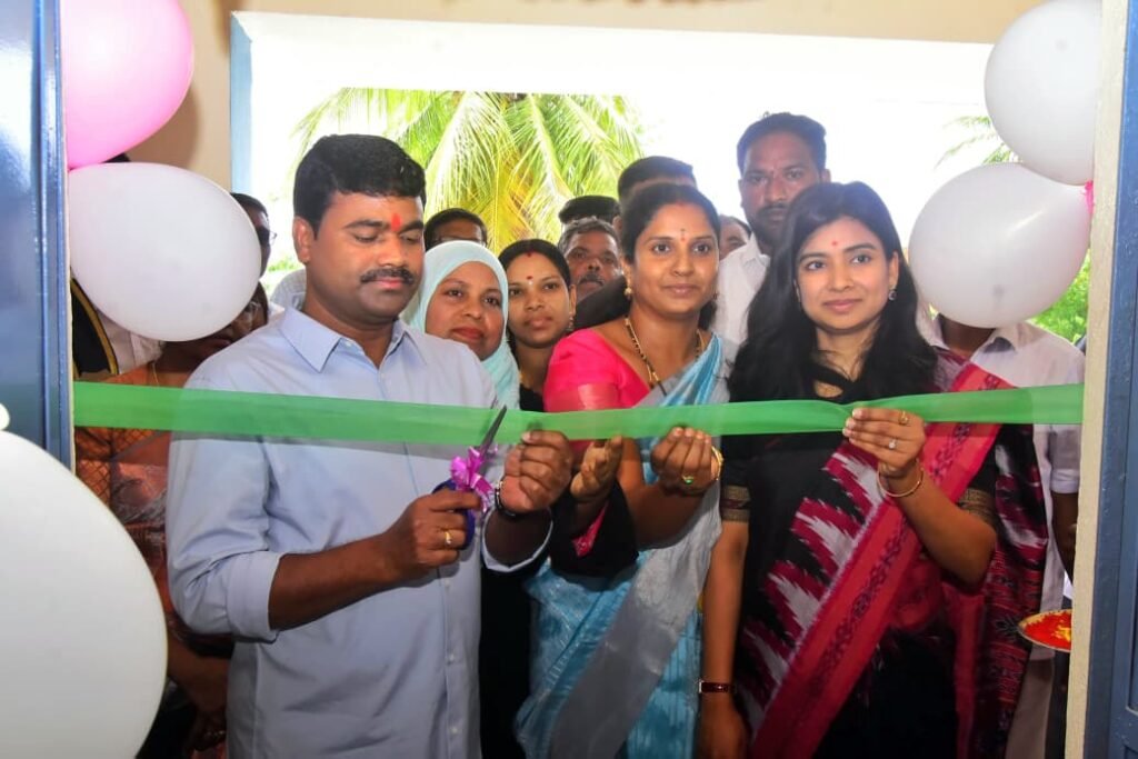 విద్యా రంగం అభివృద్ధికి ప్రభుత్వం కృషి    ప్రభుత్వ పాఠశాలలను ఉత్తమంగా తీర్చిదిద్దుతున్న సర్కార్    జిల్లా కలెక్టర్ గరిమ అగ్రవాల్, పాఠశాల పూర్వ విద్యార్థి చొప్పదండి ఎమ్మెల్యే మేడిపల్లి సత్యం