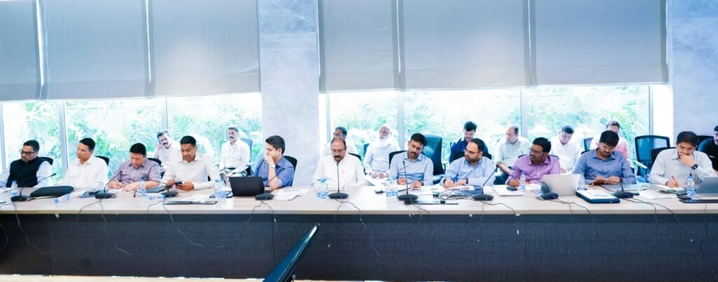 ఆదాయ సమీకరణలో చేజింగ్ సెల్ ఏర్పాటు చేయాలి రాష్ట్ర ప్రభుత్వ ఆదాయ సమీకరణపై సీఎం రేవంత్ సమీక్ష