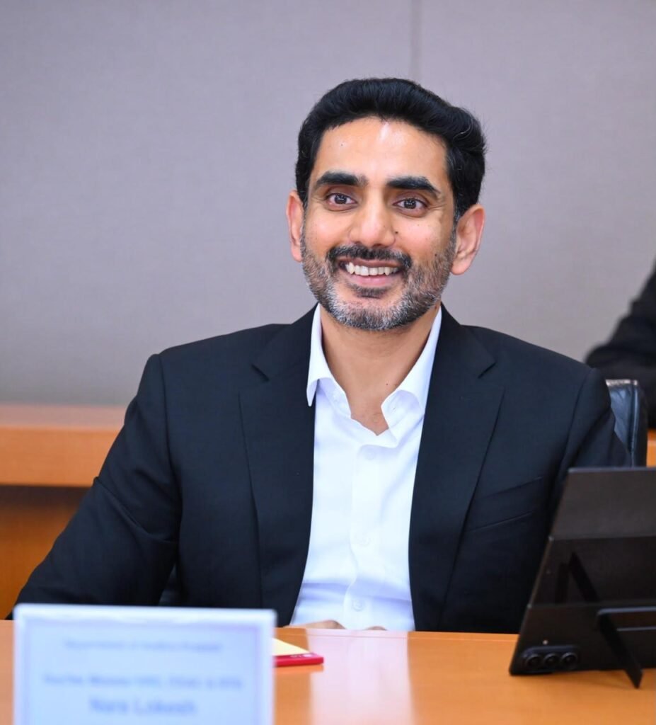 విశాఖపట్నంలో ఎల్ జీ ఎలక్ట్రానిక్స్ జీసీసీ ఏర్పాటు చేయండి    ఎల్ జీ ఎలక్ట్రానిక్స్ గ్లోబల్ సీఈవో ల్యూ జె చెయోల్, ఇండియా సీఈవో హాంగ్ జు జియోన్ లతో మంత్రి లోకేష్ భేటీ