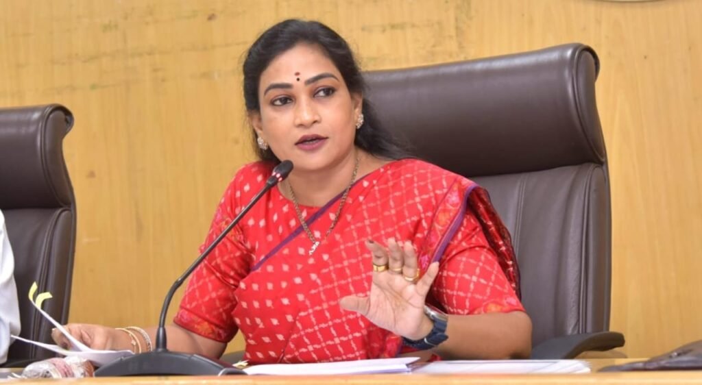 ఏఆర్ కానిస్టేబుల్ మరియదాస్ మృతిపై హోంమంత్రి అనిత దిగ్భ్రాంతి