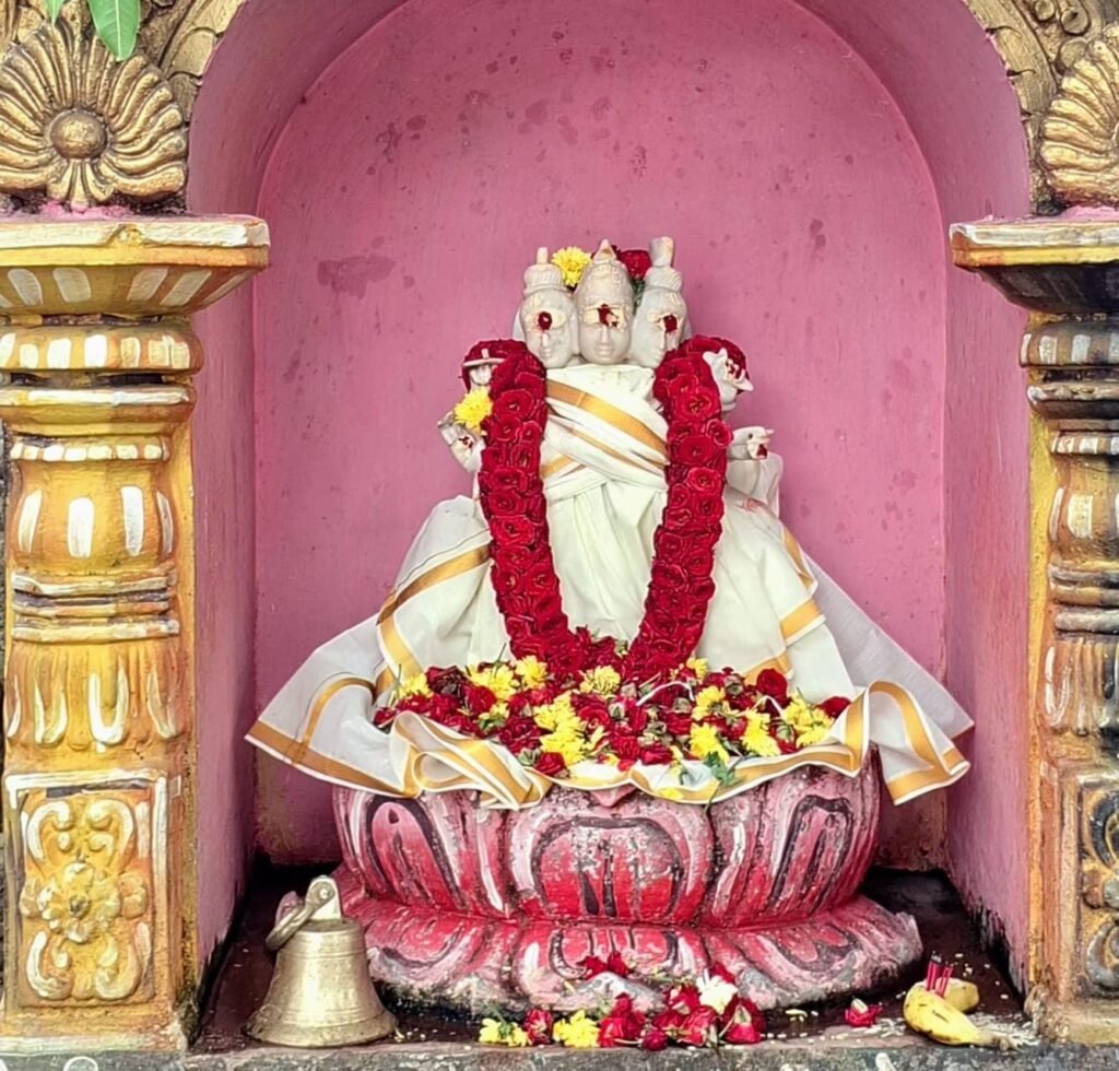దత్తాత్రేయస్వామివారికి విశేషపూజలు   శ్రీశైలం