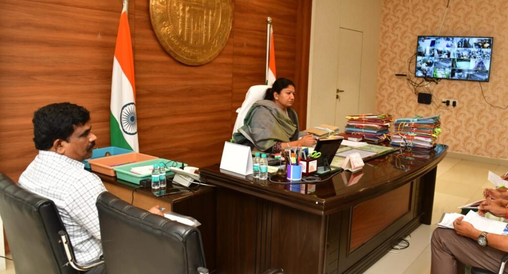 తాగునీటి సమస్య తలెత్తకుండా చూడాలి  కలెక్టర్ చిత్రా మిశ్రా