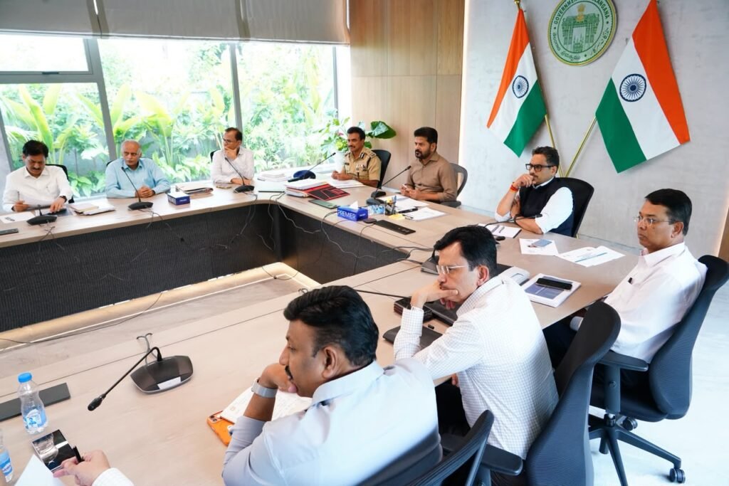 ఆహార, ఔషధాల్లో కల్తీల నిరోధానికి కఠిన చట్టం రూపొందించాలి విజిల్ బ్లోయర్ వ్యవస్థను, టోల్ ఫ్రీ నంబర్ను ఏర్పాటు చేయాలి ముఖ్యమంత్రి రేవంత్ రెడ్డి సమీక్ష