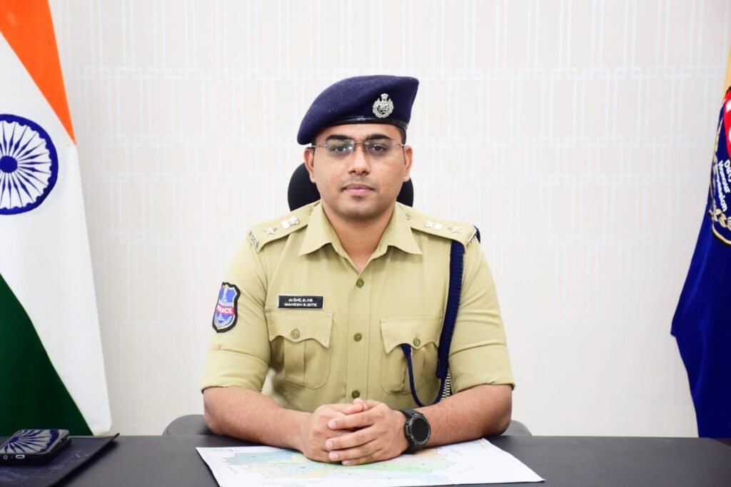 పోక్సో నేరాలపై జిల్లా పోలీసుల ఉక్కుపాదం  పోక్సో నిందుతులకు వరుస కఠిన శిక్షలు  పోక్సో కేసులో నిందితుడికి 20 ఏళ్ల శిక్షతో సంచలన తీర్పు   జిల్లా ఎస్పీ మహేష్ బి . గితే