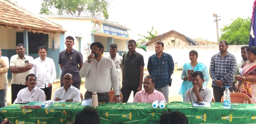 మద్దికల్‌లో సమగ్ర భూ సర్వేపై అవగాహన సదస్సు : కలెక్టర్ కుమార్ దీపక్