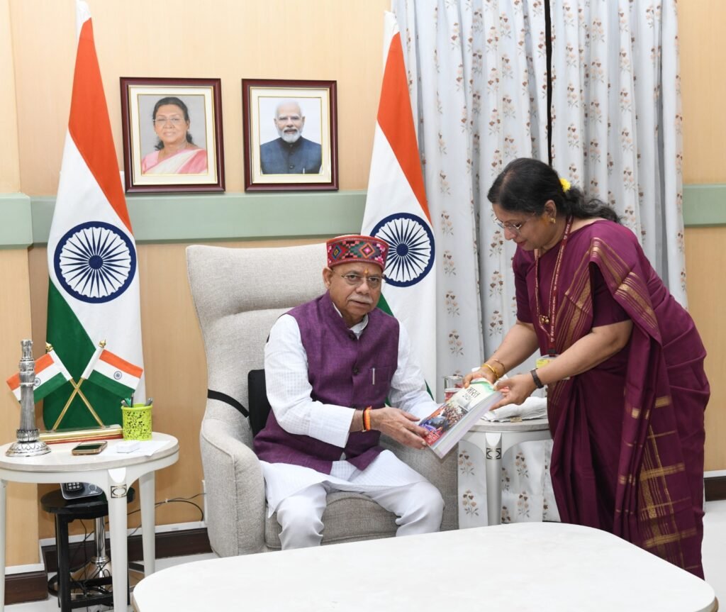 కేంద్ర పథకాలను ప్రజల్లోకి తీసుకెళ్లడంలో పీఐబీ పాత్ర కీలకం : రాష్ట్ర గవర్నర్  శివ ప్రతాప్ శుక్లా    – పోషణ మాసం కార్యక్రమంకు గవర్నర్ ను ఆహ్వానించిన పీఐబీ అదనపు డైరెక్టర్‌ జనరల్‌