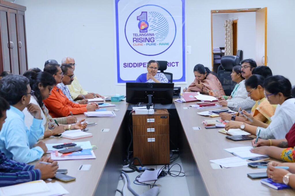 స్వతంత్ర దినోత్సవ వేడుకలను వైభవంగా నిర్వహించాలి   సిద్దిపేట
