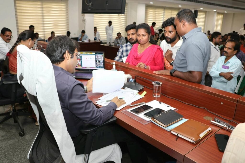 ప్రజావాణిలో వచ్చిన వినతులను గడువులోగా పరిష్కరించాలి కలెక్టర్ అంకిత్
