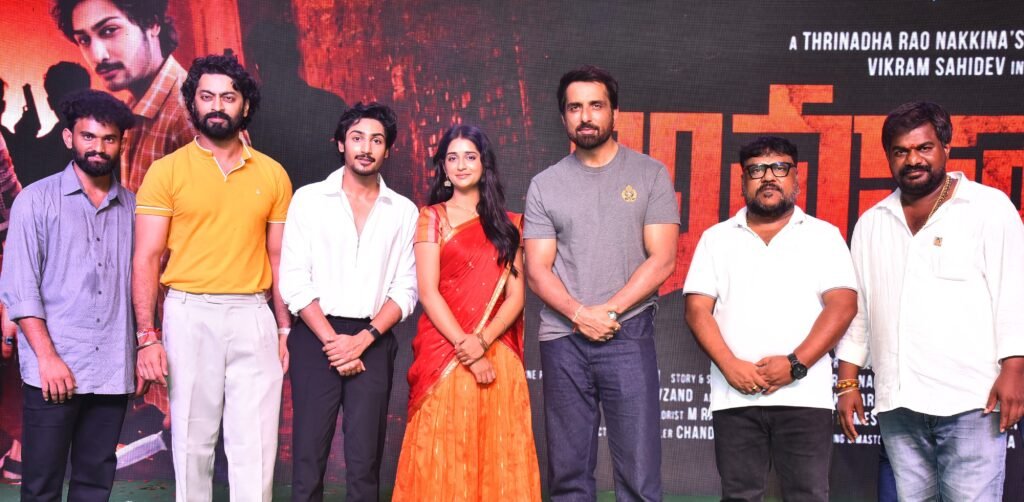 అనకాపల్లి’ మూవీని చూసి విజయాన్ని అందించాలి – సోనూ సూద్