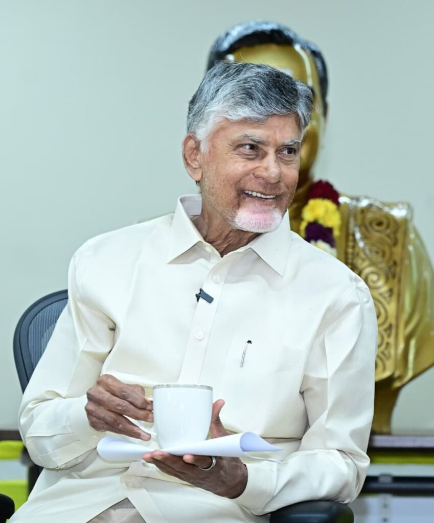 గొడ్డలి పార్టీ చేసే కుట్రలను ఎప్పటికప్పుడు తిప్పికొట్టాలి యూనిట్ ఇంఛార్జ్‌లకు శిక్షణలో సీఎం చంద్ర‌బాబు