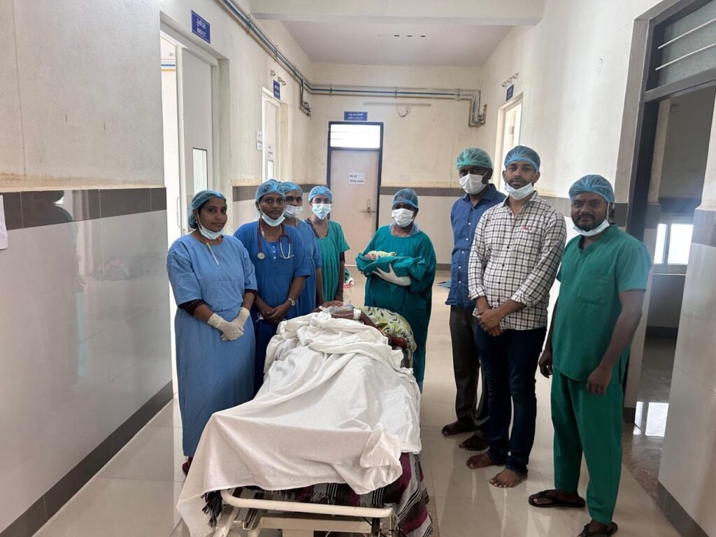 మంథని మాతా–శిశు కేంద్రంలో విజయవంతంగా రెండు సిజేరియన్ శస్త్రచికిత్సలుమాతా–శిశు సేవలను ప్రజలు సద్వినియోగం చేసుకోవాలని సూపరింటెండెంట్ రాజశేఖర్ రెడ్డి సూచన
