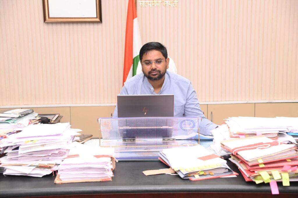 వివరాల సేకరణను నిర్ణీత గడువులోగా పూర్తి చేయాలి.. రాష్ట్ర జనగణన సంచాలకులు భారతి హోళ్లికేరి.