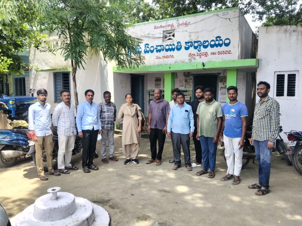 రాజాపూర్‌లో ఫారెస్ట్ అధికారిణిని అడ్డుకున్న సర్పంచ్, ఉపసర్పంచ్