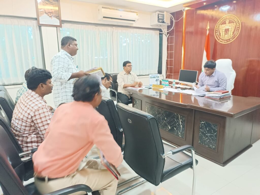 కరీంనగర్‌లో ఘనంగా ‘స్వచ్ఛతా హీ సేవా–2026’ ప్రారంభం   మేయర్ కొలగాని శ్రీనివాస్, డిప్యూటీ మేయర్ యాదగిరి సునీల్ రావు, కమిషనర్ ప్రఫుల్ దేశాయ్