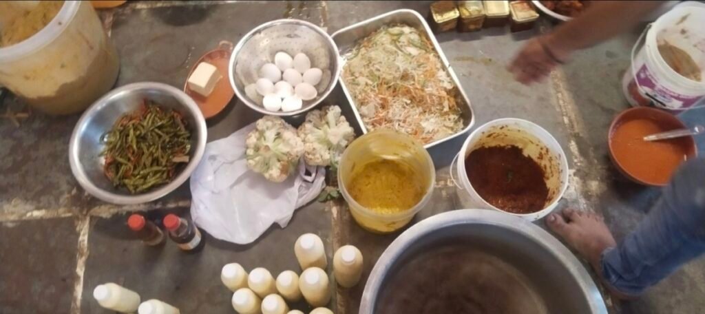 హైదరాబాద్ రెస్టారెంట్లలో బొద్దింకలు, ఎలుకలు 8 సంస్థల ఫుడ్ లైసెన్సులు సస్పెండ్