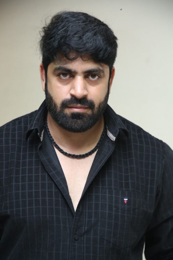 చిన్న సినిమాలను తొక్కిపెడితే ఊరుకోం : డైరెక్టర్ షిరాజ్ మెహదీ ▪️ *సినీ ఇండస్ట్రీలో మాఫియా రాజ్యమేలుతోంది* ▪️ *అడుగడుగునా మోసం, ద‌గా ఉంది* ▪️ *ఎలాగైనా సినిమాను త్వరలో రీరిలీజ్ చేస్తాను*