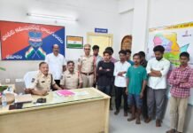 గంజాయి వినియోగానికి బానిసైన 10 మంది యువకులకు పరీక్షలు – పునరావాస కేంద్రానికి తరలింపు.