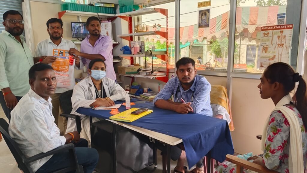 మాన్విక్ ఫార్మసీ & సన్రైజ్ హాస్పిటల్స్ సంయుక్త ఆధ్వర్యం భీమారంలో విజయవంతంగా ఉచిత మెగా వైద్య శిబిరం: