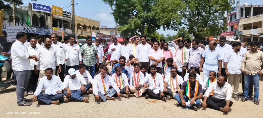 ఎమ్మెల్సీ తాత మదు ను వెంటనే సస్పెండ్ చేయాలి,