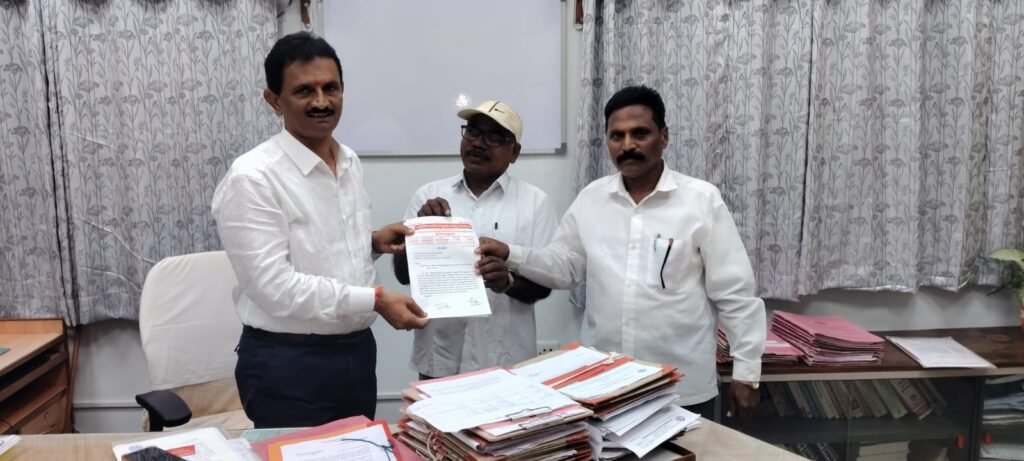 తోటమాలి కార్మికులను ఇతర పనులకు వినియోగించొద్దు.టెండర్‌ లేని పనులకు వాడుకునే విధానాన్ని నిలిపివేయాలి: ఐఎఫ్‌టీయూ