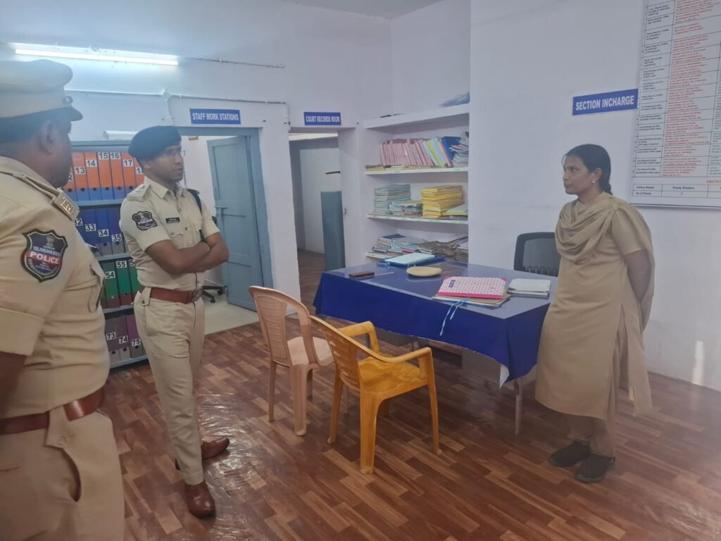 దుర్గా నవరాత్రి ఉత్సవాలు, దసరా ప్రశాంతంగా జరిగేలా పటిష్టమైన భద్రతా ఏర్పాట్లు చేయాలి.