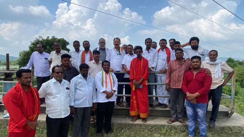 రైతుల సంక్షేమమే కాంగ్రెస్ ప్రభుత్వ లక్ష్యం,కమాన్ పూర్ ఏఎంసీ చైర్మన్ వైనాల రాజు.