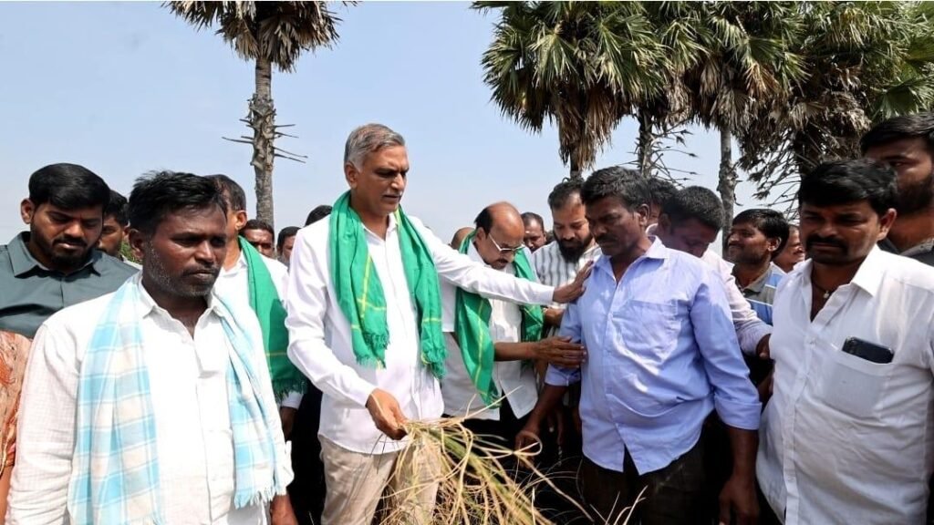 ఇది కాలం తెచ్చిన కరువు కాదు.. ముమ్మాటికీ కాంగ్రెస్ తెచ్చిన కరువే. సస్పెండ్ చేయాల్సింది అధికారులను కాదు.. ముఖ్యమంత్రిని, విద్యుత్ శాఖ మంత్రిని: మాజీ మంత్రి హరీశ్ రావు ధ్వజం
