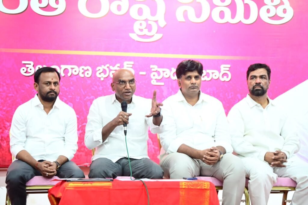 మేడిగడ్డ బ్యారేజీని పేల్చేసిన కేసును ఎలా క్లోజ్ చేస్తారు?  కరువు రేవంత్ రెడ్డి తెచ్చిందే, ఎల్ నినో వల్ల కాదు.  ఆంధ్ర ప్రయోజనాల కోసమే,కాఫర్ డ్యాం కట్టలేదు. డ్యాం లు కూల్చడం యుద్దనేరమే.   డా.ఆర్ఎస్ ప్రవీణ్ కుమార్ రాష్ట్ర ప్రధాన కార్యదర్శి,బిఆర్ఎస్.