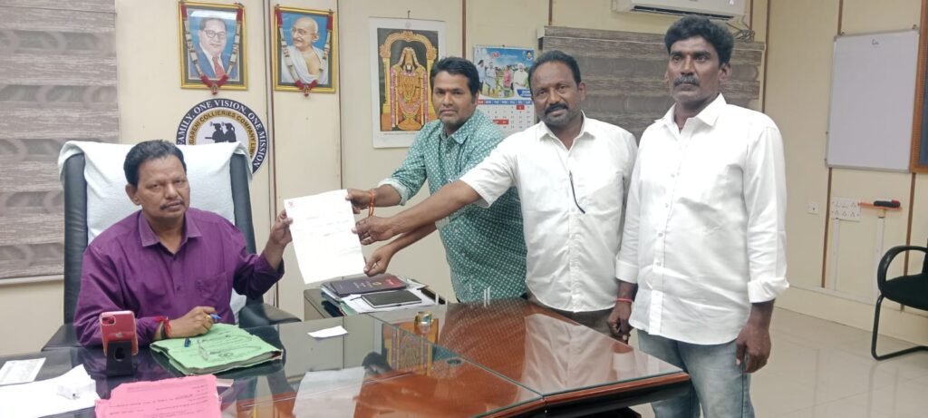 కాంట్రాక్ట్ కార్మికుల సమస్యలు పరిష్కరించాలి.ఆర్‌జీ-3 జీఎంకు ఐఎన్‌టీయూసీ కాంట్రాక్ట్ వర్కర్స్ యూనియన్ వినతి