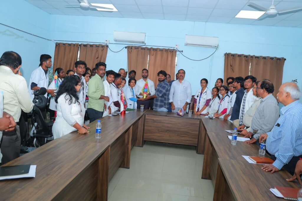 జగిత్యాల అభివృద్ధికి అడ్డుపడుతూ రెచ్చగొట్టే వ్యాఖ్యలు చేస్తున్నారు: ఎమ్మెల్యే సంజయ్ కుమార్