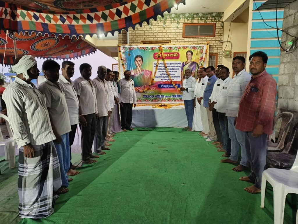పలువురు బాధిత కుటుంబాలను పరామర్శించిన పుట్ట మధుకర్.