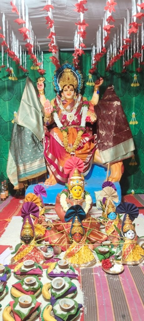 ఘనంగా శ్రీ దుర్గాదేవి నవరాత్రి ఉత్సవాలు.బాల త్రిపుర సుందరి దేవి అవతారంలో దర్శనమిచ్చిన అమ్మవారు,ప్రత్యేక పూజలు, అన్నదాన కార్యక్రమాలు