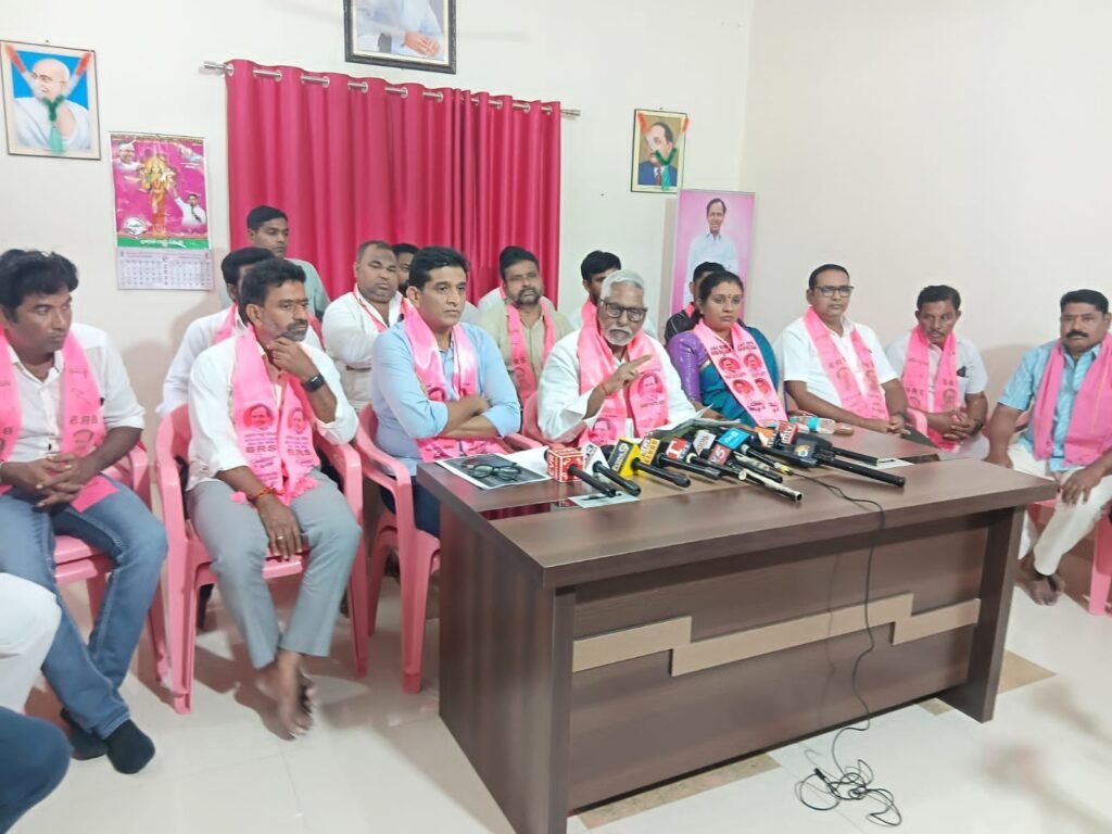 విద్యుత్ ఉత్పత్తిపై బహిరంగ చర్చకు సిద్ధం.. ఎమ్మెల్యే సంజయ్ కుమార్ సవాల్,రైతుల పంటలను కాపాడేందుకు మరో 15 రోజులు సాగునీరు విడుదల చేయాలి,